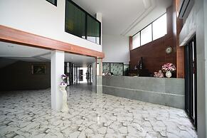 Chanthaburi Center Hotel