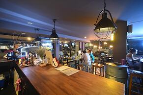 Chanthaburi Center Hotel