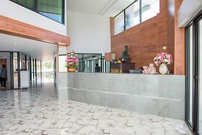 Chanthaburi Center Hotel