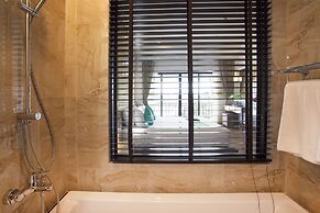 RK Riverside Resort & Spa