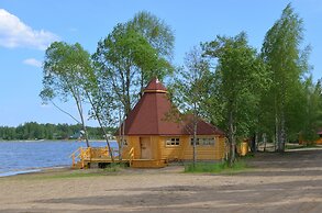 Woods Lake Resort