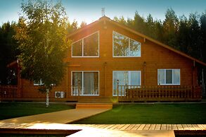 Woods Lake Resort