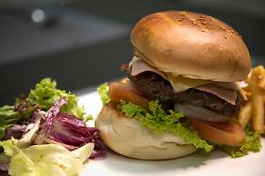 Monthara Angkor Residence