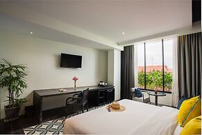 Monthara Angkor Residence