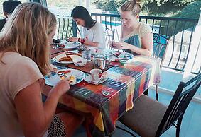 Kandy City Rooms & Hostel