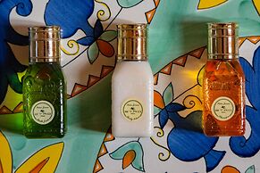 Nikos Takis Fashion Boutique Hotel