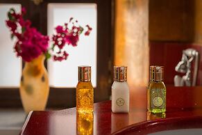 Nikos Takis Fashion Boutique Hotel