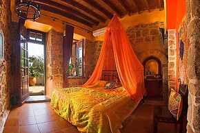 Nikos Takis Fashion Boutique Hotel