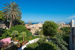 Nikos Takis Fashion Boutique Hotel