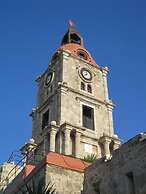 Nikos Takis Fashion Boutique Hotel