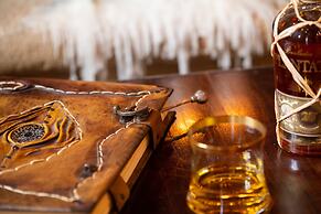 Nikos Takis Fashion Boutique Hotel