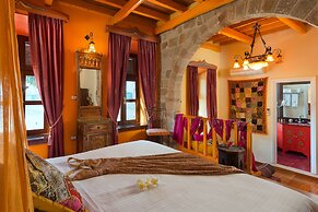 Nikos Takis Fashion Boutique Hotel