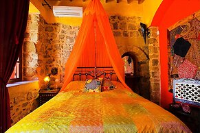 Nikos Takis Fashion Boutique Hotel