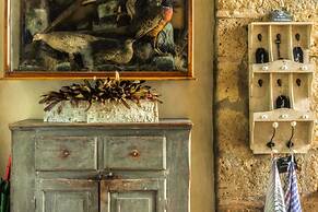Corte della Maestà Antiche Residenze