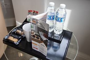 Westciti Caroco Aparthotel