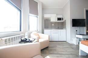 Westciti Caroco Aparthotel