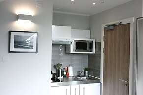 Westciti Caroco Aparthotel
