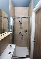 Westciti Caroco Aparthotel