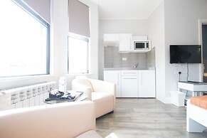 Westciti Caroco Aparthotel