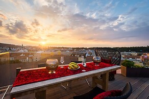 Aquarius Residence by TKC