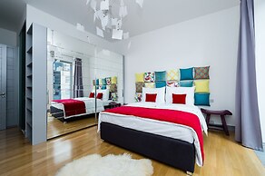 Aquarius Residence by TKC