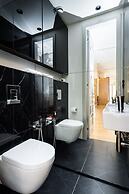 Aquarius Residence by TKC