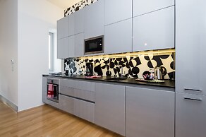 Aquarius Residence by TKC