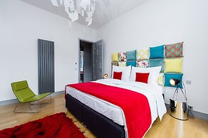 Aquarius Residence by TKC