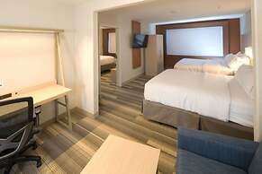 Holiday Inn Express and Suites Portage by IHG