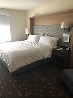 Holiday Inn Hotels and Suites Mount Pleasant by IHG