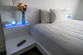 Spinnaker Inn of Naples