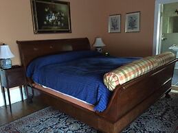 Hanna House Bed & Breakfast