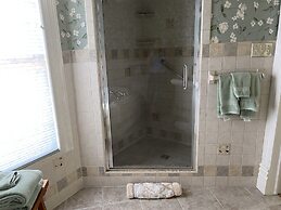 Hanna House Bed & Breakfast