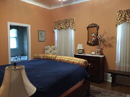 Hanna House Bed & Breakfast