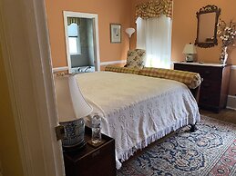 Hanna House Bed & Breakfast