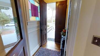 Hanna House Bed & Breakfast