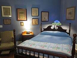 Hanna House Bed & Breakfast