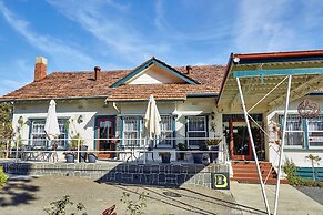 The Highlander Motel - 24HR Check In