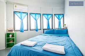 Zee Thai Hostel