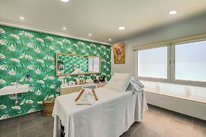 Hotel LIVVO Koala Garden