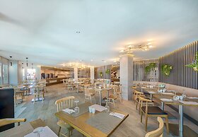 Hotel LIVVO Koala Garden