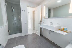 Hotel LIVVO Koala Garden