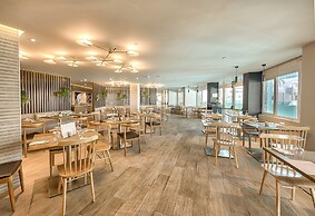 Hotel LIVVO Koala Garden