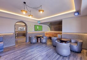 Hotel LIVVO Koala Garden