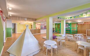 Hotel LIVVO Koala Garden