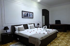 S&L Boutique Hotel