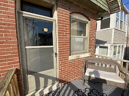 Vineyard Mansion & Carriage House Bed & Breakfast