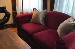 Vineyard Mansion & Carriage House Bed & Breakfast
