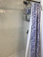 Vineyard Mansion & Carriage House Bed & Breakfast