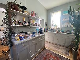 Vineyard Mansion & Carriage House Bed & Breakfast